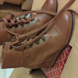 Adair hidden wedge 80%20 shoes 3.5 inch heel Brown size 8